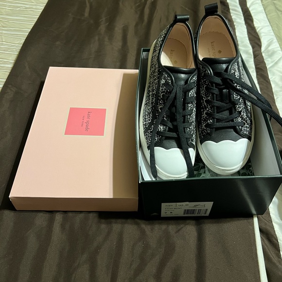 Kate Spade shoes. - Picture 4 of 4